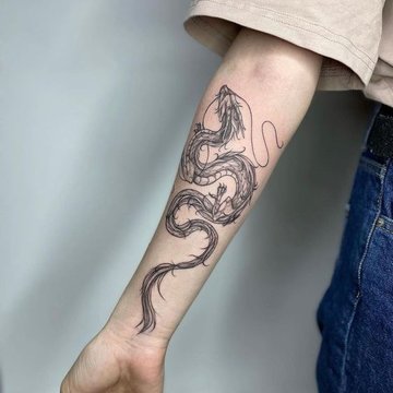 dragon tattoo