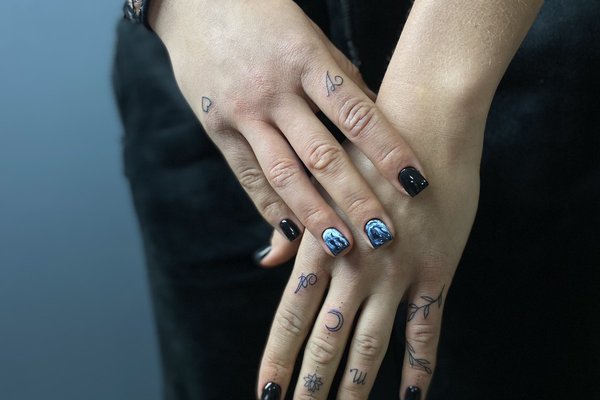 Finger Tattoos