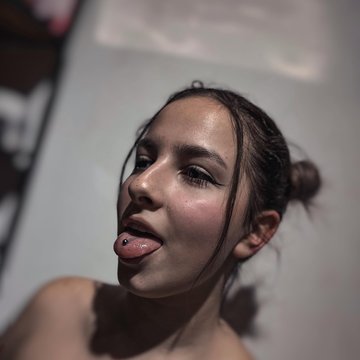 Tongue Piercing