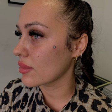 Microdermal Piercing
