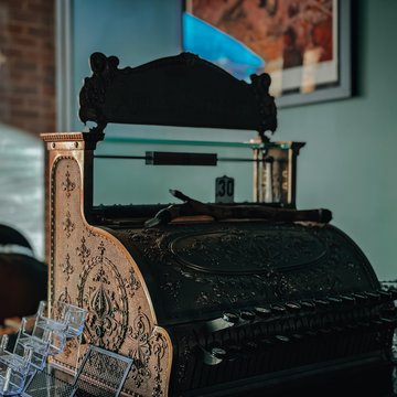 Tattoo parlour in Vancouver