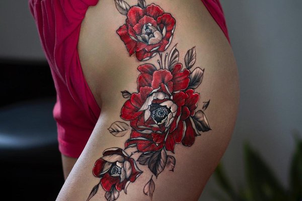 Women's Thigh Tattoos