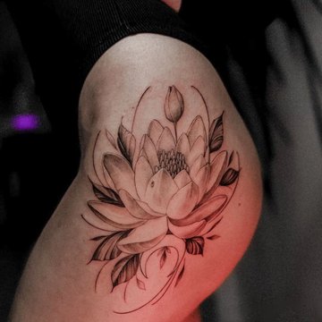 Women's Thigh Tattoos