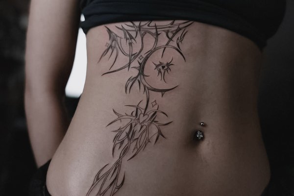 Navel piercing
