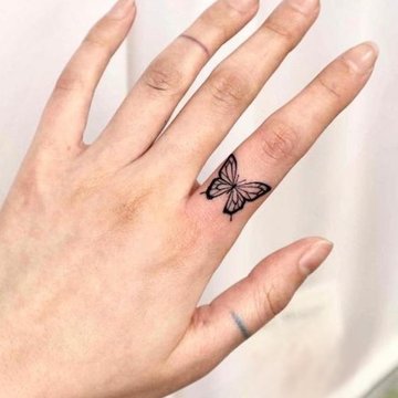 finger tattoos for women