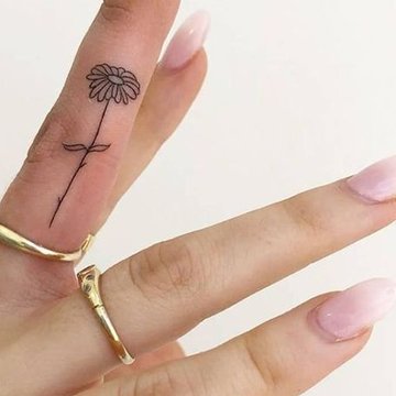 finger tattoos for women