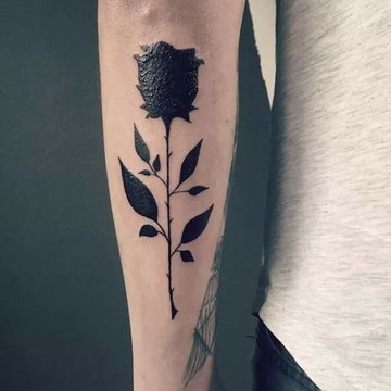 black rose tattoo