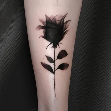 black rose tattoo
