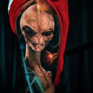 alien tattoo