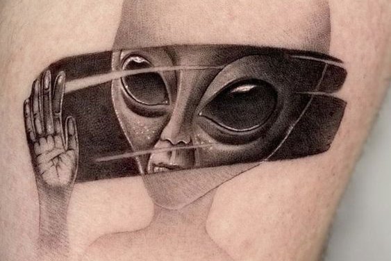 alien tattoo