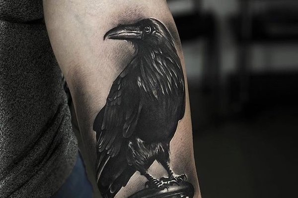 raven tattoo
