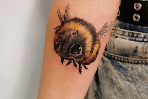 bee tattoo