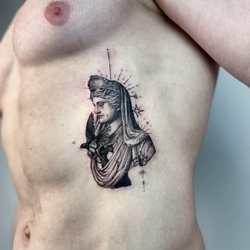 micro realism tattoos