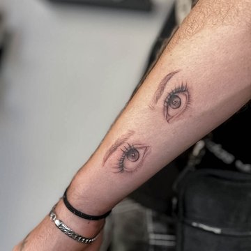 micro realism tattoos